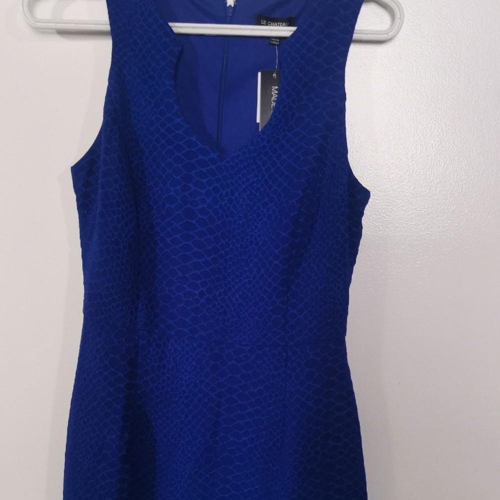 Max Studio Blue Sleeveless V-Neck Sheath Dress
